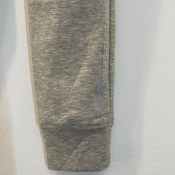 NWT Kenneth Cole Tech Jogger Active Gray Pants Size M - Picture 10 of 14